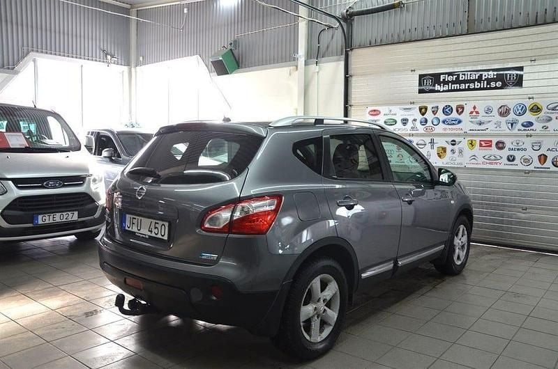 Begagnad Nissan Qashqai 360º 131 HK (96 kW) 2012 Grå SUV