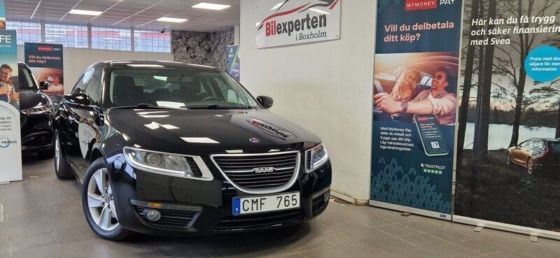 Svart Begagnad 2010 Saab 9-5 Linear Sedan | 99 900 kr (Marknadspris) - Bild 1/4