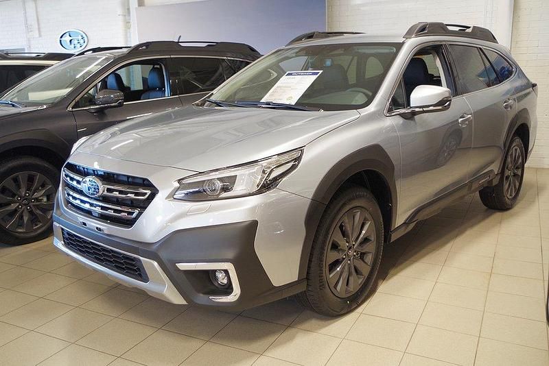 Grå Ny 2024 Subaru Outback SUV | 451 800 kr - Bild 1/1