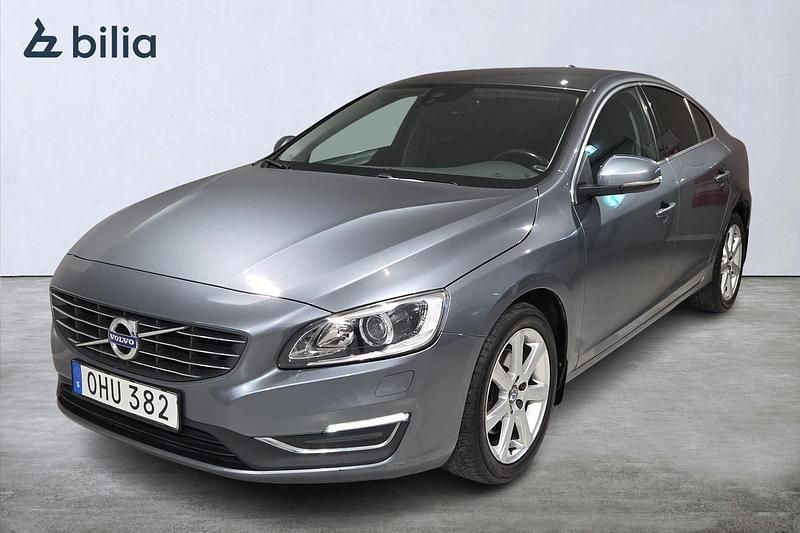 Grå Begagnad 2016 Volvo S60 Business Edition Sedan | 199 000 kr (Marknadspris) - Bild 1/3