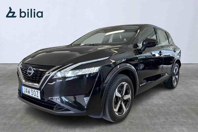 Svart Begagnad 2023 Nissan Qashqai SUV | 299 900 kr (Bra pris) - Bild 1/1