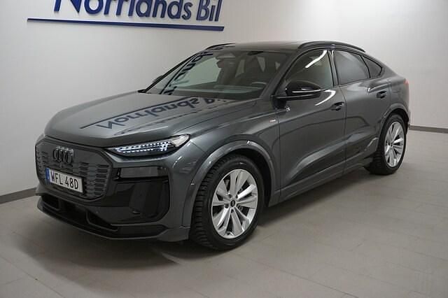 Begagnad Audi Q6 Sportback e-tron 284 kW (387 HK) 2025 Daytonagrå pärleffekt SUV