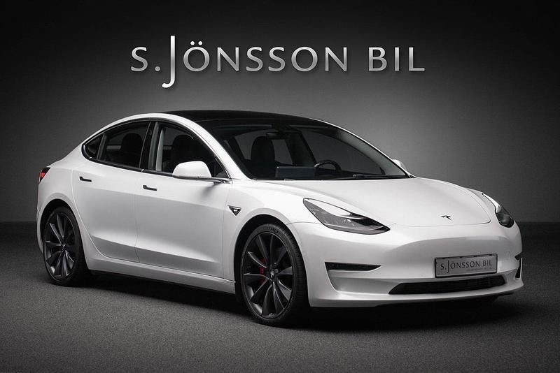 Vit Begagnad 2019 Tesla Model 3 Performance Sedan | 279 000 kr (Lite dyr) - Bild 1/4