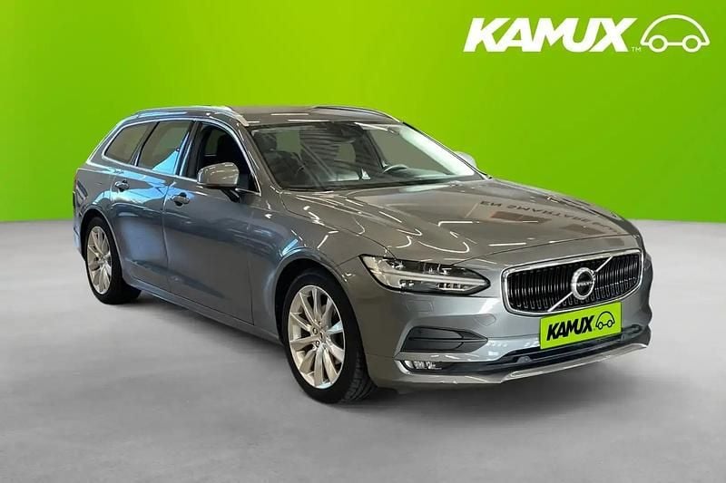 Silver/grå Begagnad 2020 Volvo V90 Momentum Kombi | 254 700 kr (Marknadspris) - Bild 1/4