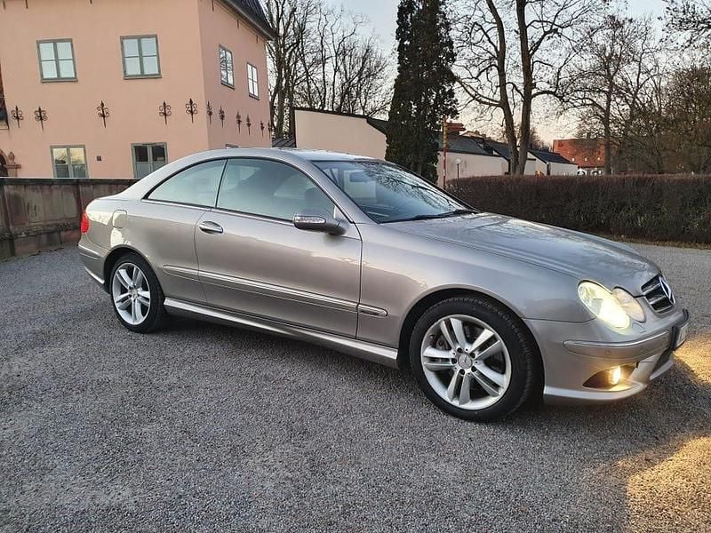 Begagnad Mercedes CLK200 AMG 184 HK (135 kW) 2009 Sportkupé