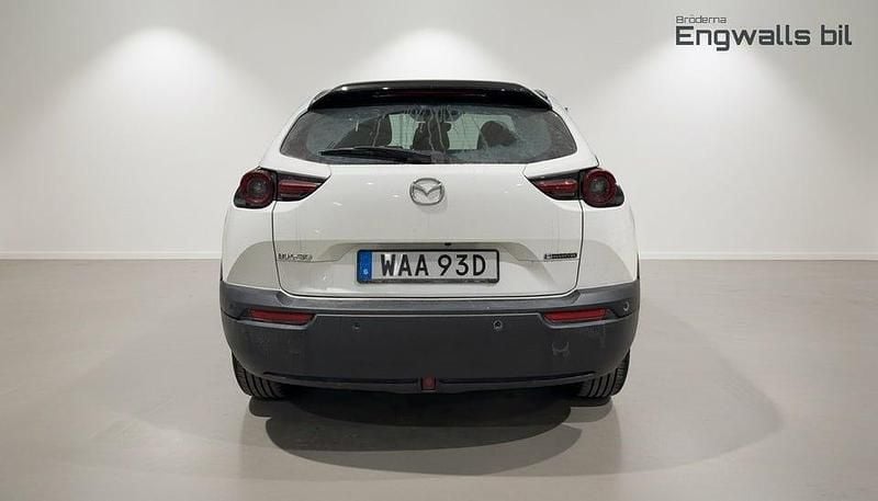 Begagnad Mazda MX30 105 kW (143 HK) 2022 Vit SUV