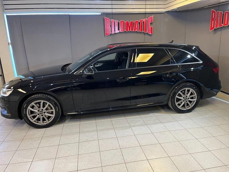 Begagnad Audi A4 204 HK (150 kW) 2022 Svart Sedan