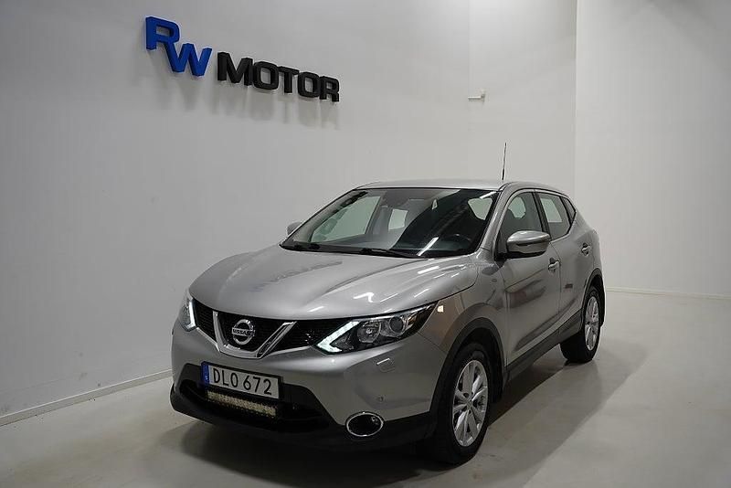 Begagnad Nissan Qashqai 116 HK (85 kW) 2015 Silver SUV