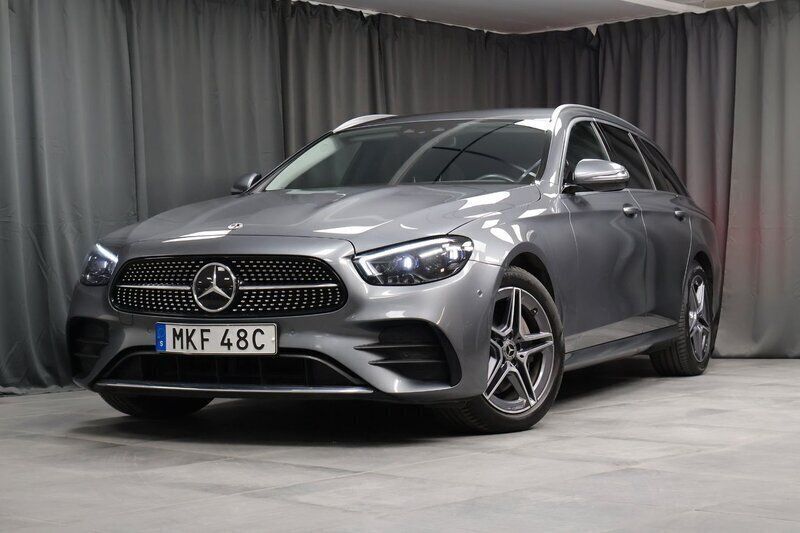Grå Begagnad 2023 Mercedes E220 AMG line Kombi | 439 000 kr (Bra pris) - Bild 1/4