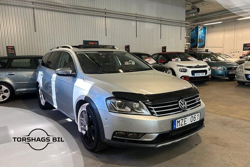 Silver Begagnad 2013 VW Passat Alltrack Kombi | 99 900 kr (Marknadspris) - Bild 1/3