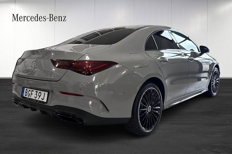 Begagnad Mercedes CLA250e AMG line 218 HK (160 kW) 2025 Grå Sedan