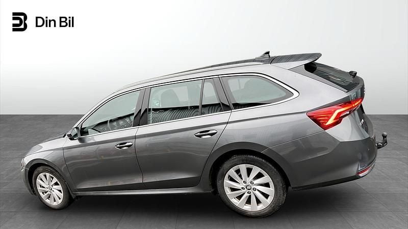 Begagnad Skoda Octavia Selection 116 HK (85 kW) 2025 Grå Kombi