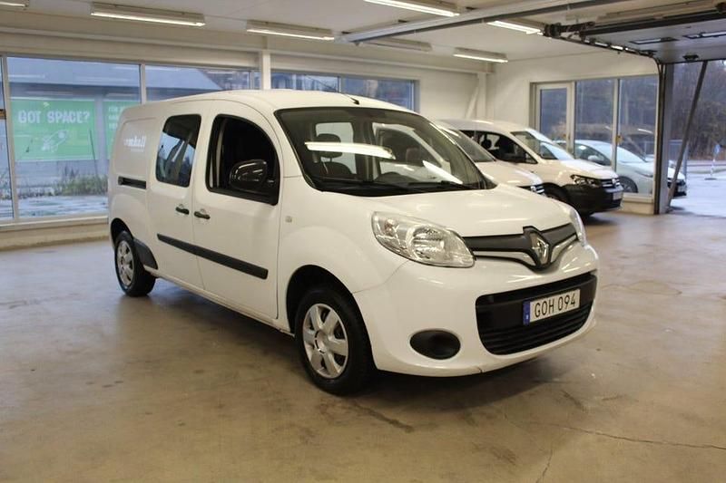 Vit Begagnad 2018 Renault Kangoo Van | 119 000 kr (Dyr) - Bild 1/4