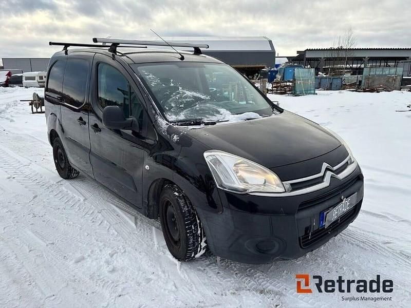 Begagnad Citroën Berlingo 75 HK (55 kW) 2013 Svart Minibuss