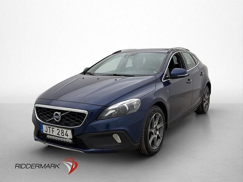 Begagnad Volvo V40 CC Ocean Race 120 HK (88 kW) 2016 Blå Kombi