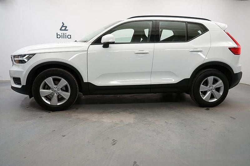 Begagnad Volvo XC40 Kinetic 151 HK (111 kW) 2019 Vit SUV