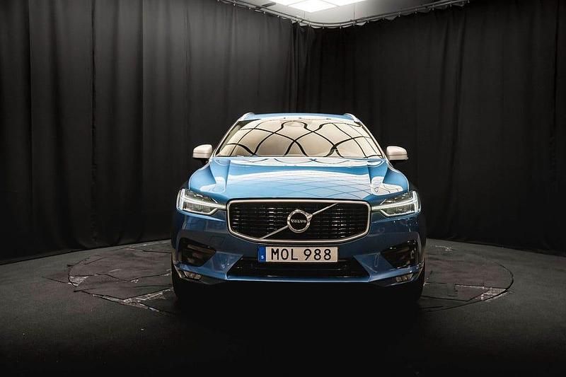 Begagnad Volvo XC60 R-Design 190 HK (139 kW) 2018 Blå SUV