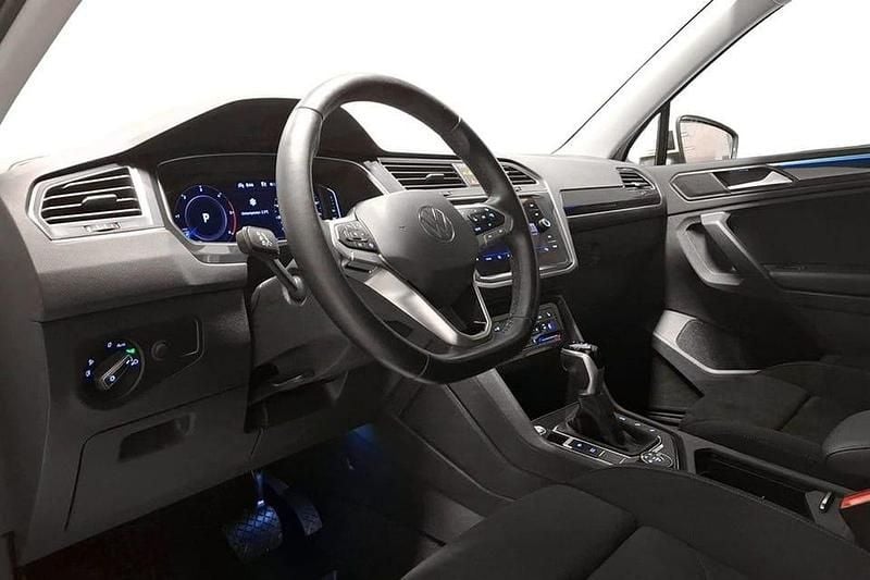 Begagnad VW Tiguan 203 HK (149 kW) 2021 Vit SUV