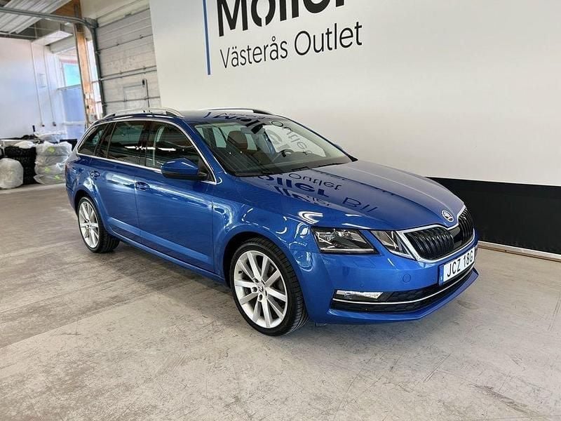 Blå Begagnad 2019 Skoda Octavia Kombi | 229 900 kr (Marknadspris) - Bild 1/3