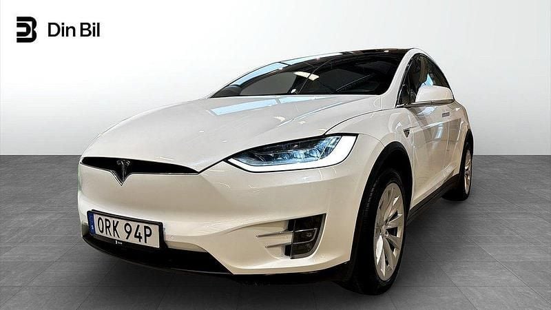Vit Begagnad 2020 Tesla Model X Long Range SUV | 499 900 kr (Dyr) - Bild 1/4