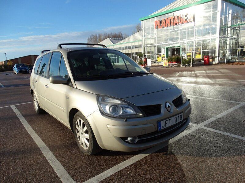 Brun Begagnad 2008 Renault Grand Scénic II Minibuss | 19 900 kr - Bild 1/4