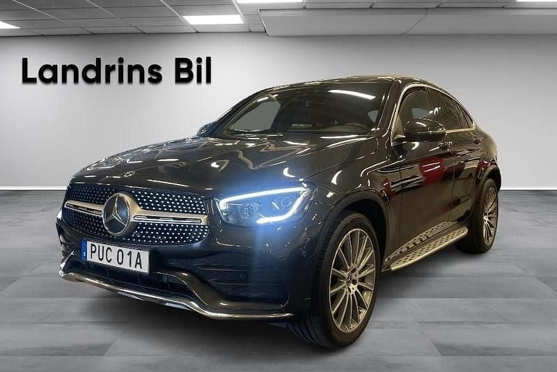 Grå Begagnad 2019 Mercedes GLC220 Sportkupé | 449 000 kr (Dyr) - Bild 1/4