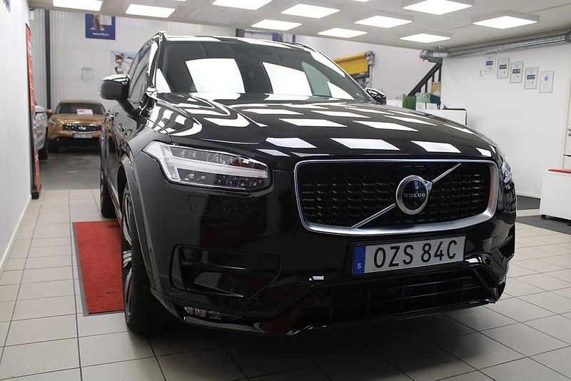 Begagnad Volvo XC90 R-Design 236 HK (173 kW) 2020 Svart SUV
