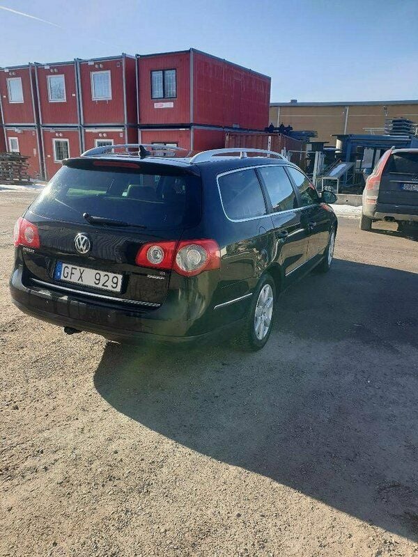 Begagnad VW Passat Sportline 150 HK (110 kW) 2010 Svart (svart ) Kombi