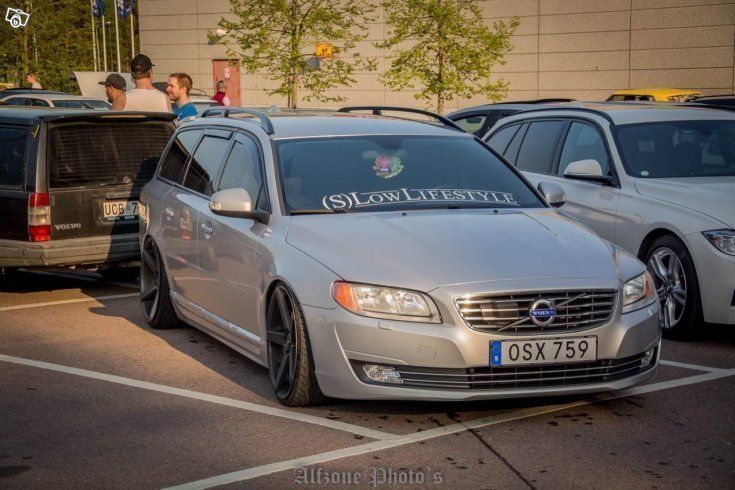Volvo V70 Fas 2 Stance