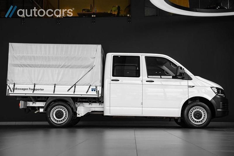 Vit Begagnad 2017 VW T6 Van | 398 750 kr - Bild 1/4