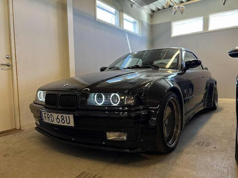 Mörkbrun Begagnad 1995 BMW M3 Cabriolet Cab | 249 900 kr - Bild 1/1