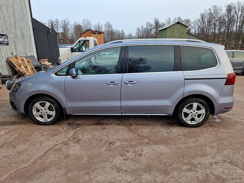 Silver Begagnad 2016 Seat Alhambra 4Drive Minibuss | 178 800 kr (Marknadspris) - Bild 1/4