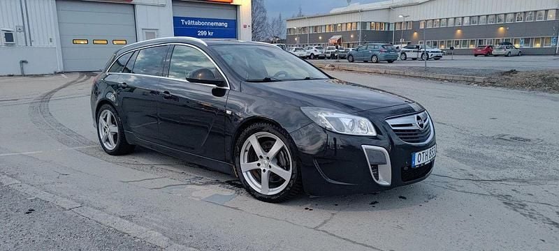 Begagnad 2012 Opel Insignia OPC Kombi | 100 000 kr (Marknadspris) - Bild 1/2