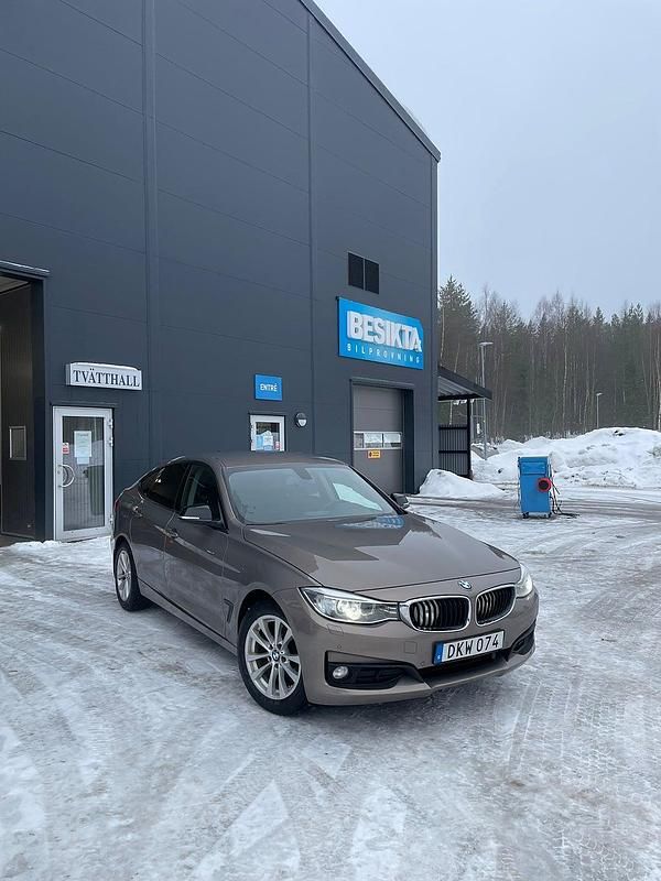 Begagnad BMW 320 Gran Turismo 184 HK (135 kW) 2014 Brun Halvkombi