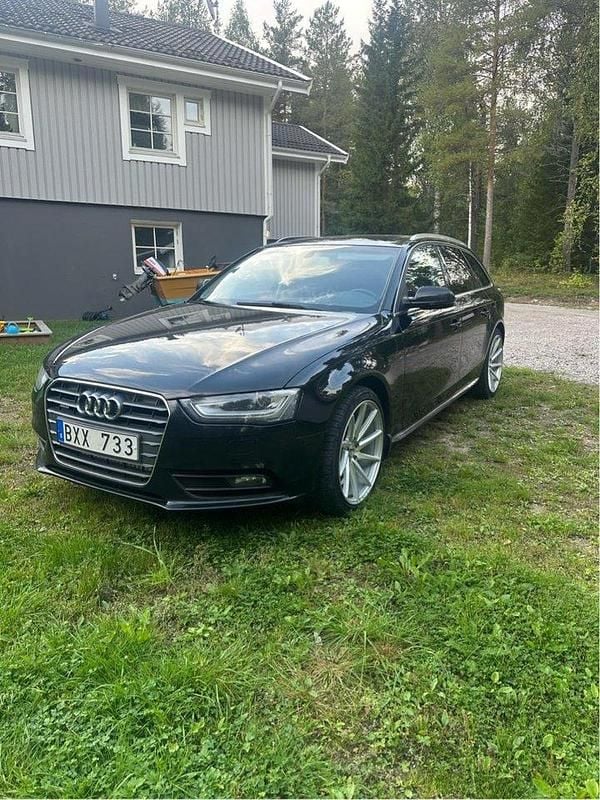 Svart Begagnad 2014 Audi A4 Kombi | 95 000 kr (Bra pris) - Bild 1/4