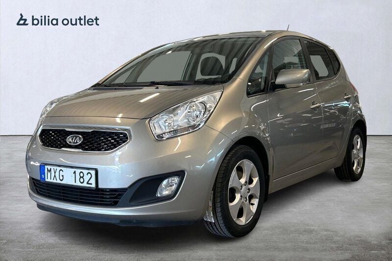Grå Begagnad 2012 Kia Venga Comfort Halvkombi | 79 900 kr (Dyr) - Bild 1/3