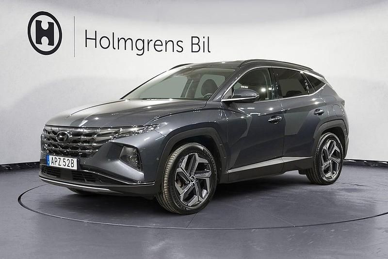 Grå Begagnad 2021 Hyundai Tucson Advanced SUV | 294 800 kr (Lite dyr) - Bild 1/4