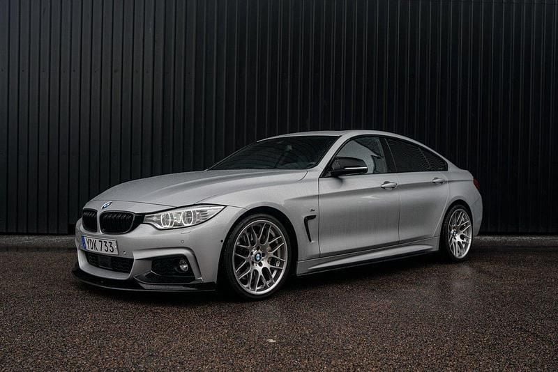 Silver Begagnad 2016 BMW 440 M Sport Sportkupé | 339 900 kr (Marknadspris) - Bild 1/4