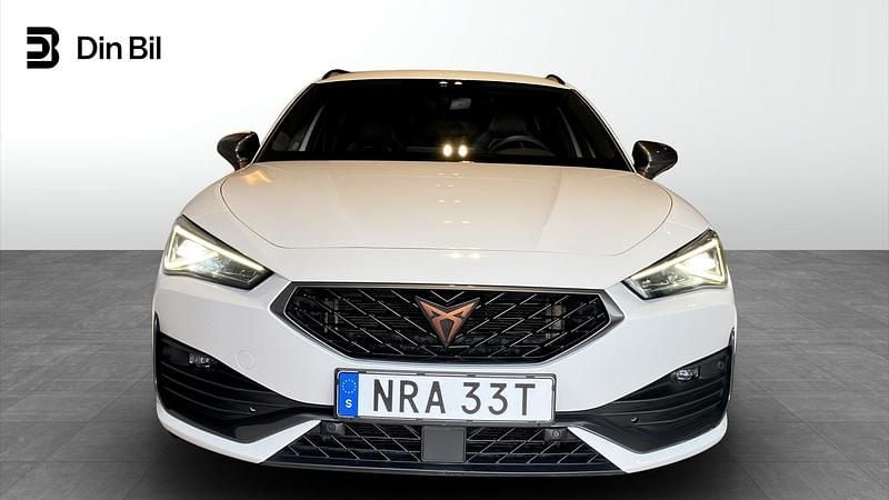 Begagnad Cupra Leon 2024 Vit