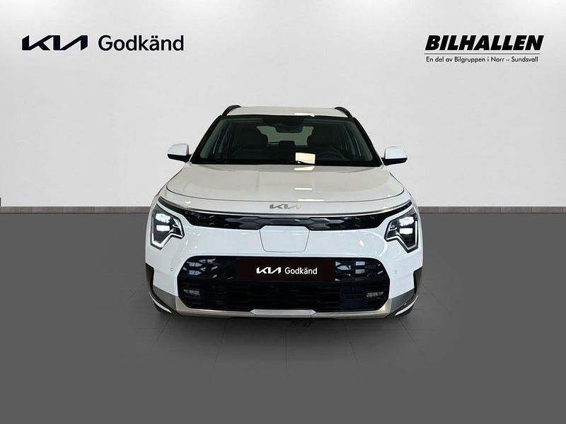 Begagnad Kia e-Niro 150 kW (204 HK) 2022 Vit SUV