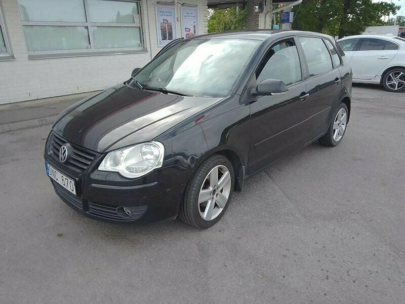 Svart Begagnad 2008 VW Polo Comfortline Halvkombi | 19 000 kr - Bild 1/4