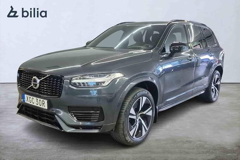 Grå Begagnad 2022 Volvo XC90 R-Design SUV | 599 000 kr (Superpris) - Bild 1/1