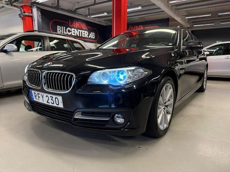 Begagnad BMW 520 190 HK (139 kW) 2016 Svart Kombi