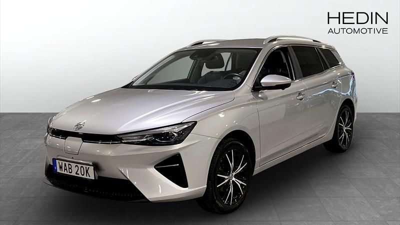 Grå (silver) Begagnad 2022 MG MG5 EV Luxury Kombi | 224 900 kr - Bild 1/4