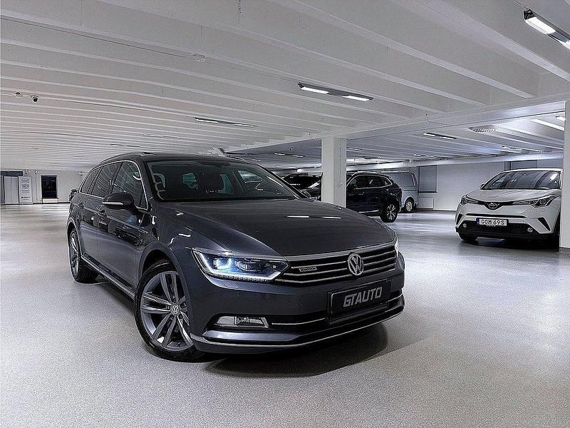 Mörkgrå Begagnad 2016 VW Passat GTS Kombi | 199 900 kr (Lite dyr) - Bild 1/4