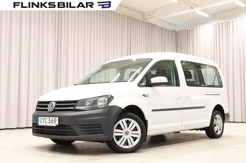 Vit Begagnad 2018 VW Caddy Maxi Life Life Minibuss | 149 900 kr (Bra pris) - Bild 1/4