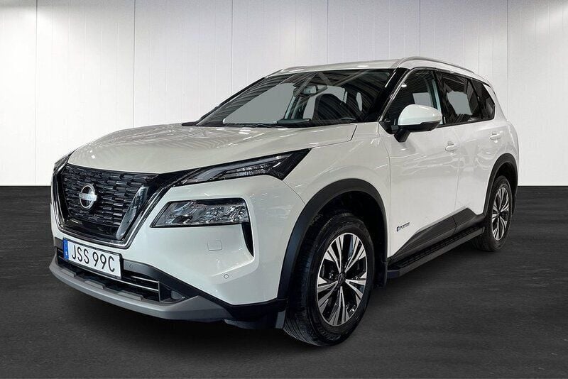 Vit Begagnad 2023 Nissan X-Trail 360º SUV | 379 000 kr (Bra pris) - Bild 1/4