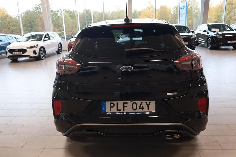 Begagnad Ford Puma ST-Line 125 HK (91 kW) 2022 Svart SUV