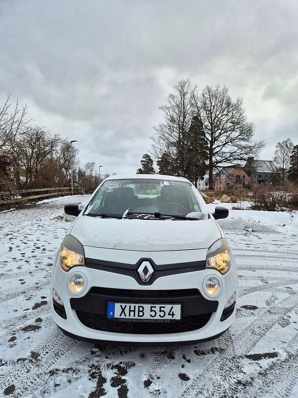 Begagnad Renault Twingo 75 HK (55 kW) 2014 Halvkombi