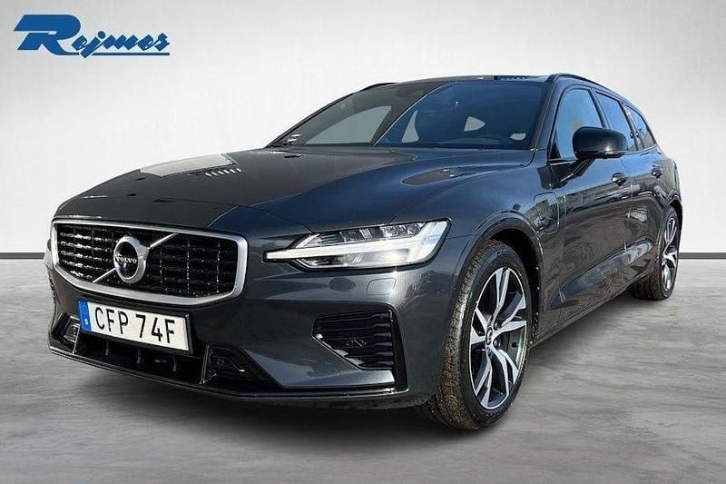 Begagnad Volvo V60 R-Design 303 HK (222 kW) 2019 Savile grå metallic Kombi